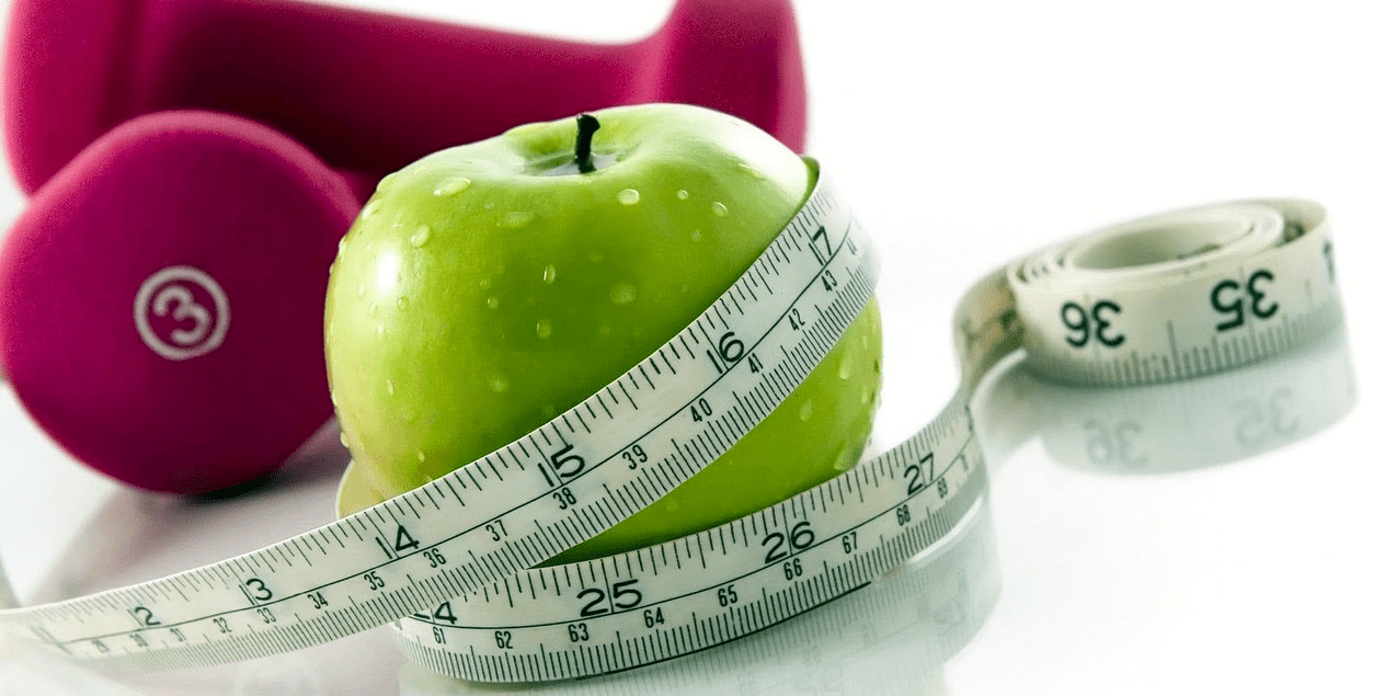 Perdre du poids sur les pommes en suivant un régime